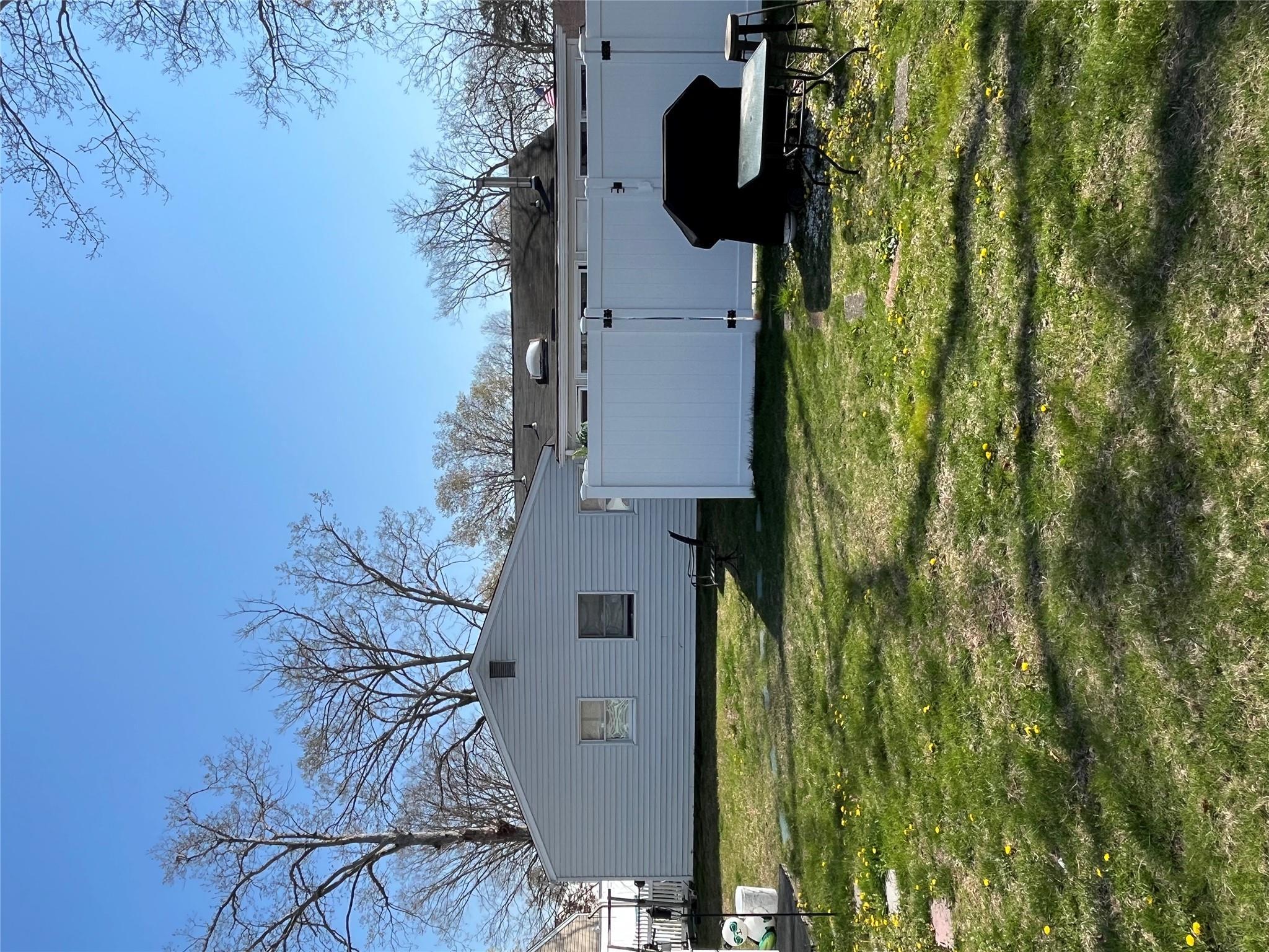 Single Family Lurcott  Suffolk County, NY 11722, MLS-853940-15