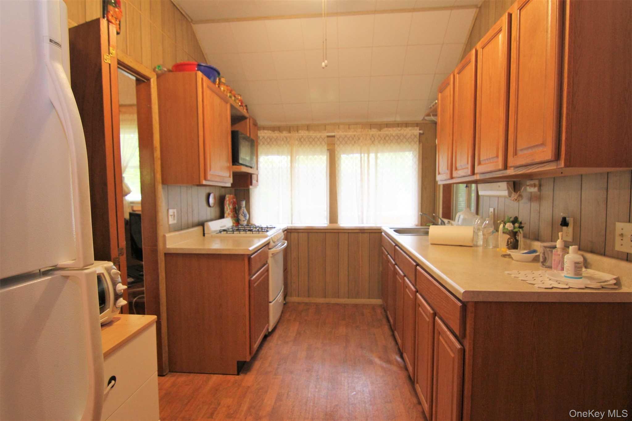 Coop Glanhope  Dutchess County, NY 12533, MLS-853943-12