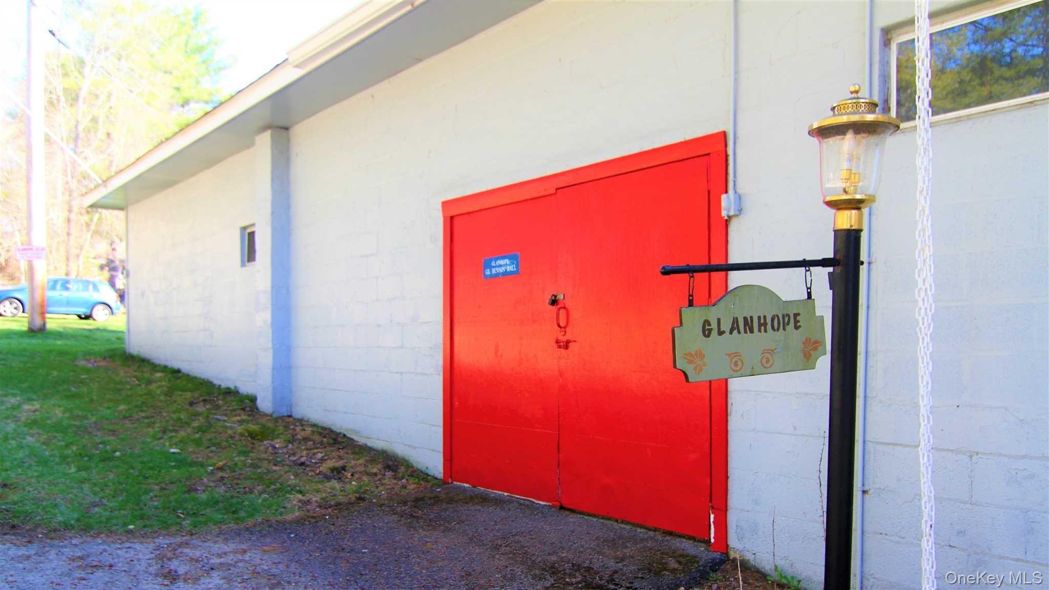 Coop Glanhope  Dutchess County, NY 12533, MLS-853943-23