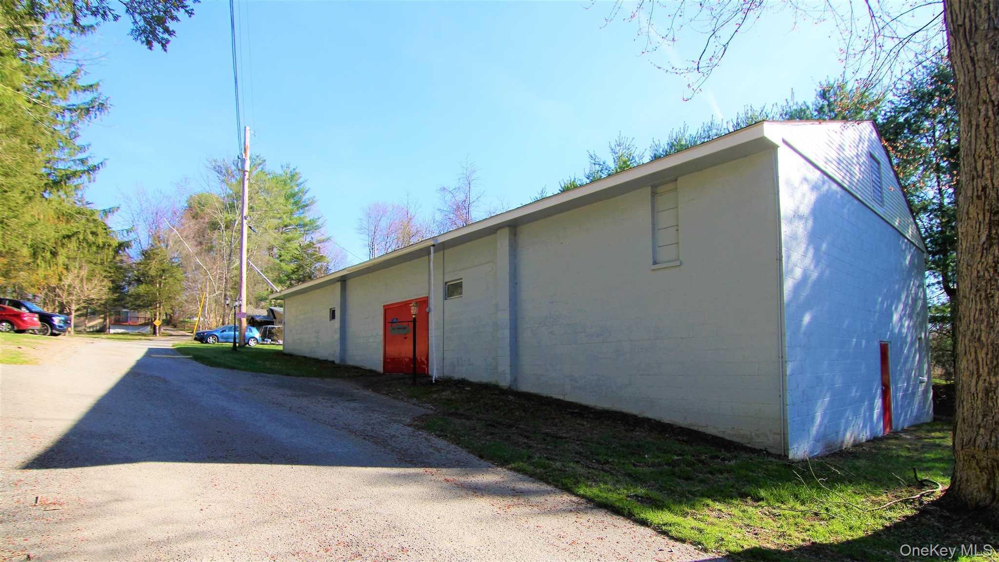 Coop Glanhope  Dutchess County, NY 12533, MLS-853943-24