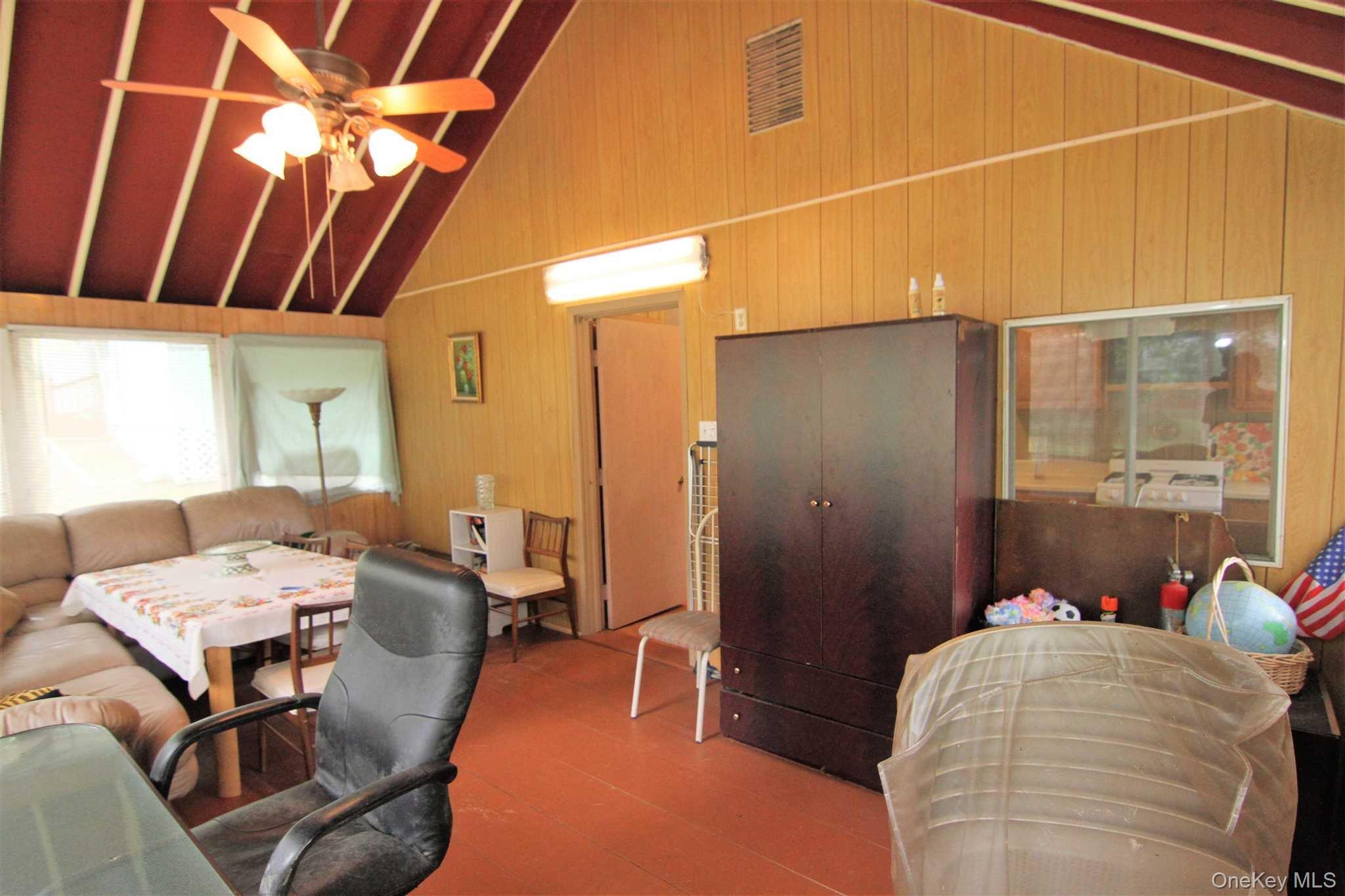 Coop Glanhope  Dutchess County, NY 12533, MLS-853943-8