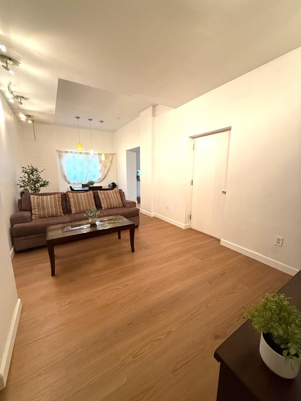 Condo 62  Queens, NY 11374, MLS-853944-8