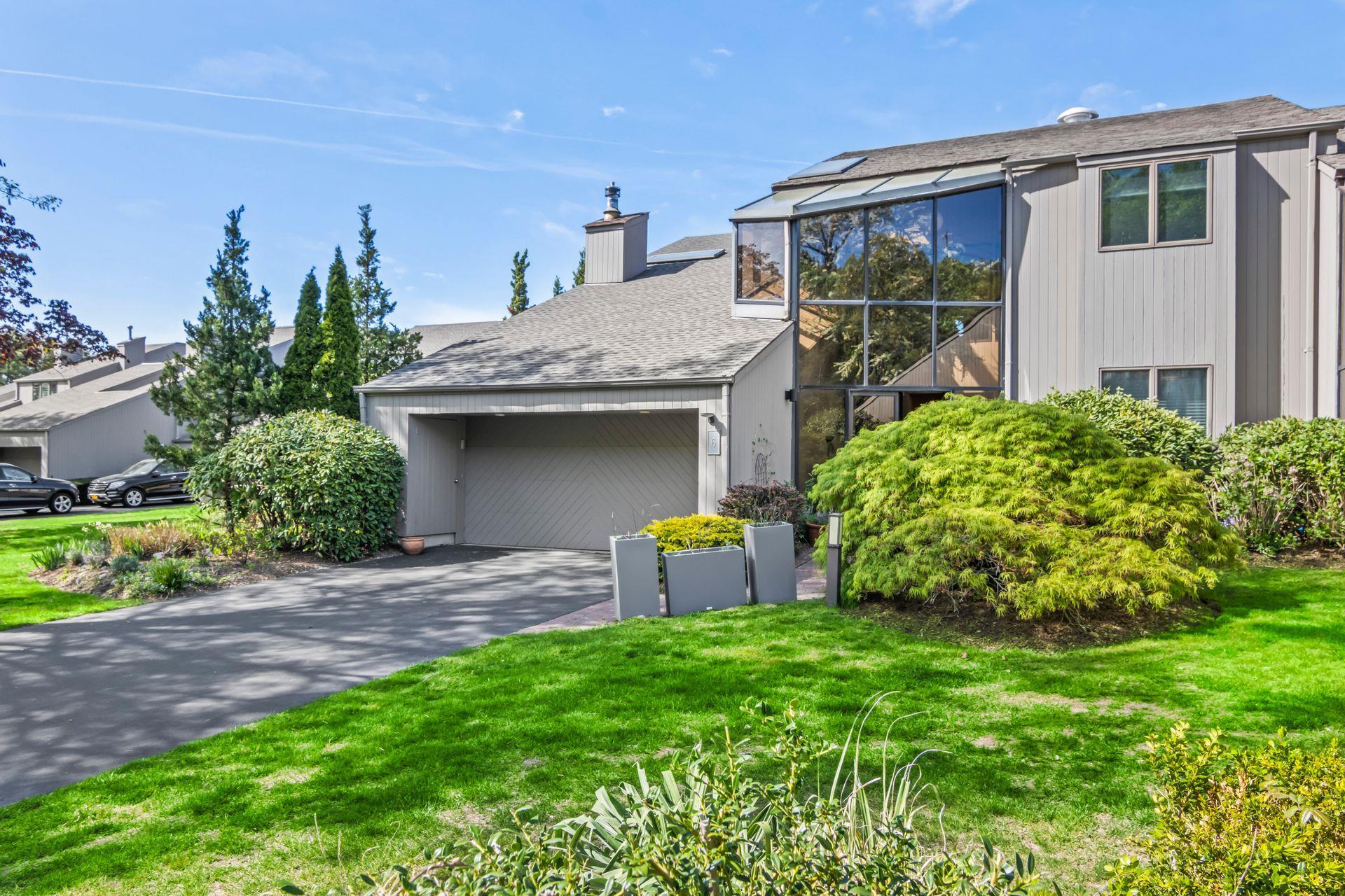 Condo Lady Jane's  Suffolk County, NY 11768, MLS-853952-2