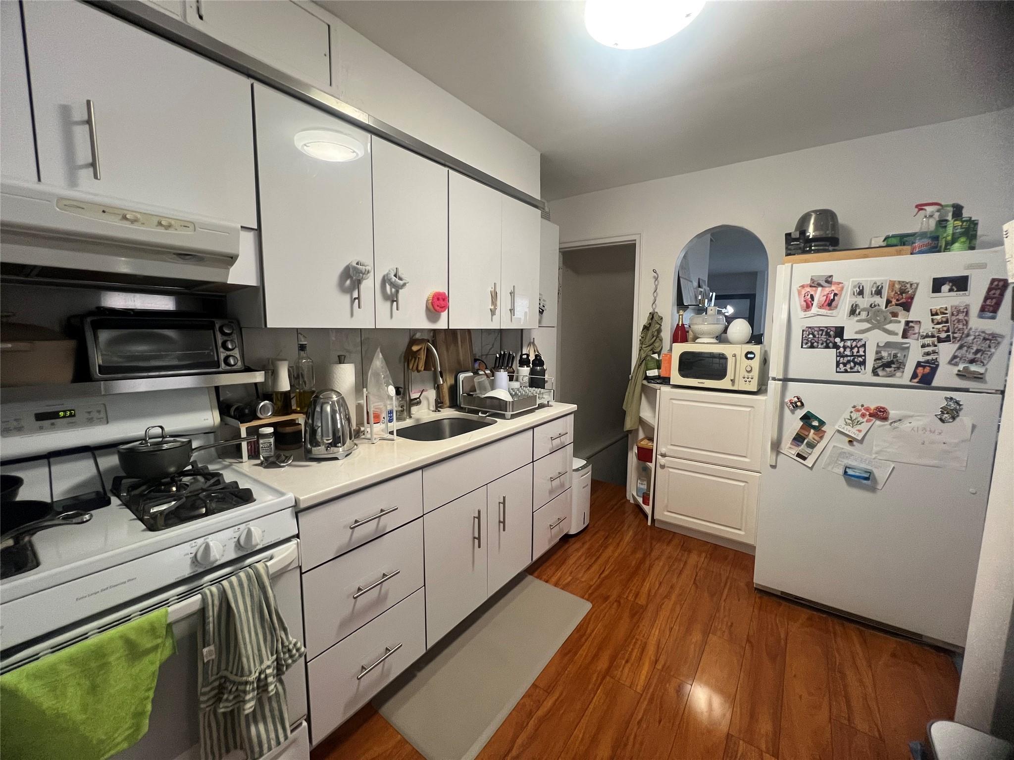 Single Family 200  Queens, NY 11361, MLS-853954-11