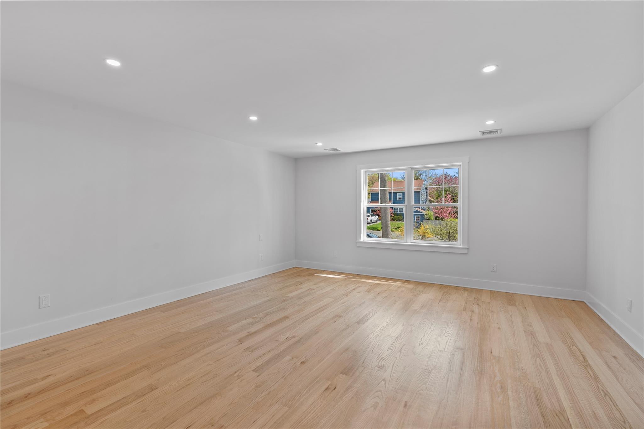 Single Family King  Westchester County, NY 10573, MLS-853959-14