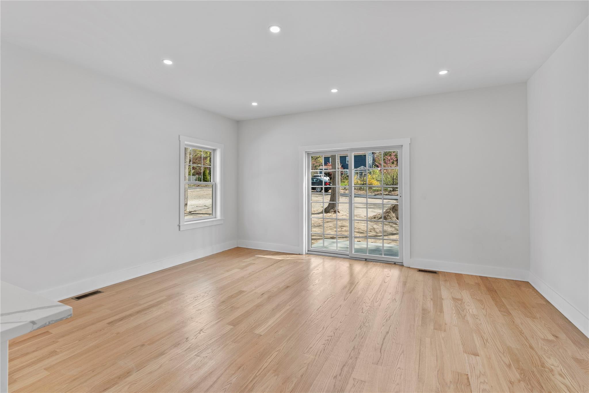 Single Family King  Westchester County, NY 10573, MLS-853959-4