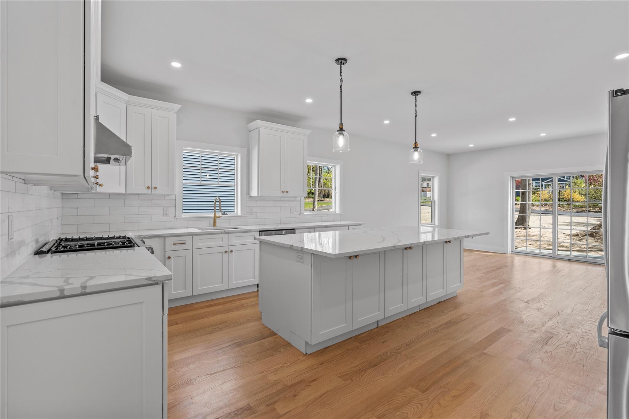 Single Family King  Westchester County, NY 10573, MLS-853959-6