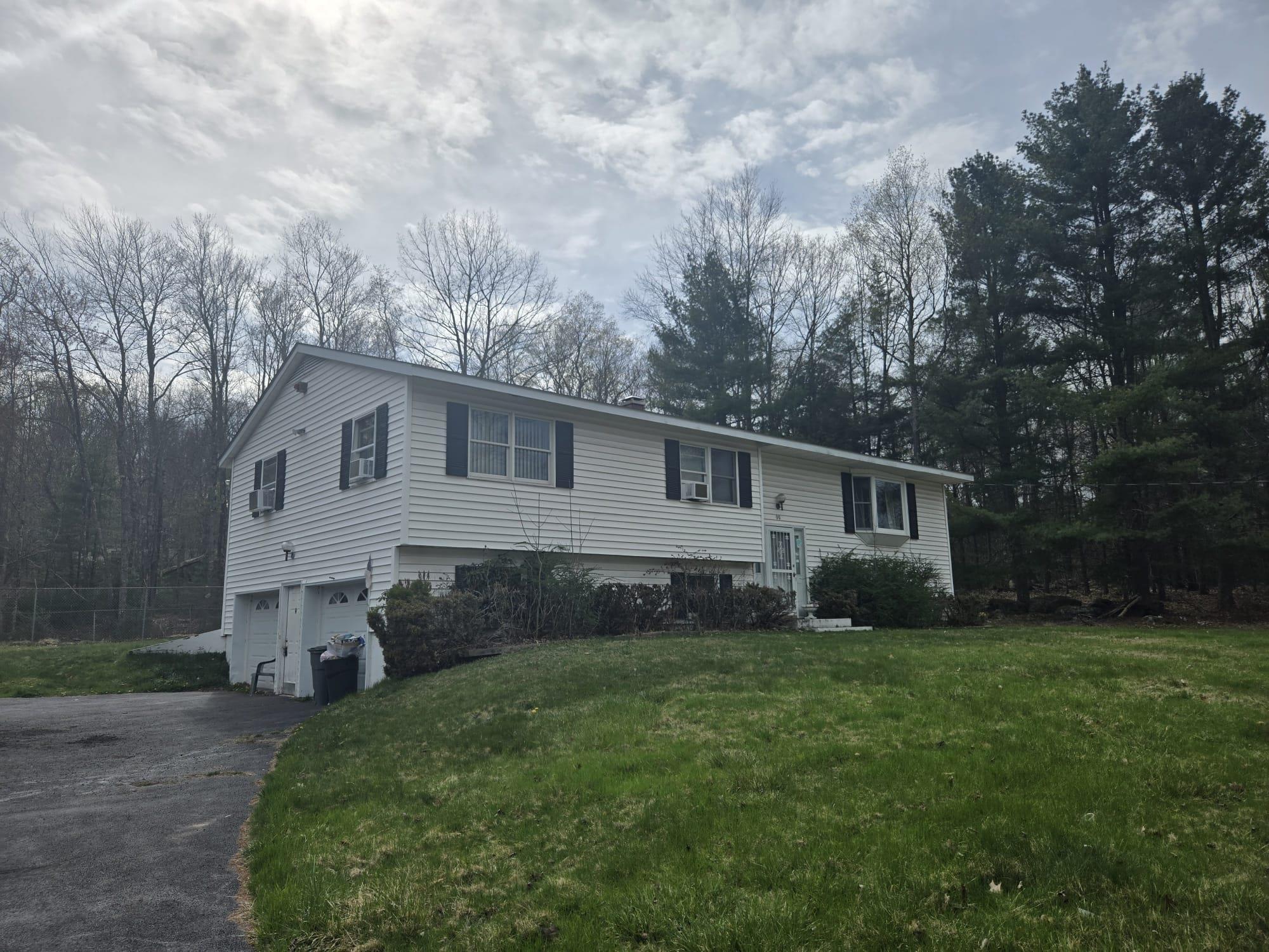 Single Family in Fallsburg - Pleasant Valley  Sullivan County, NY 12779