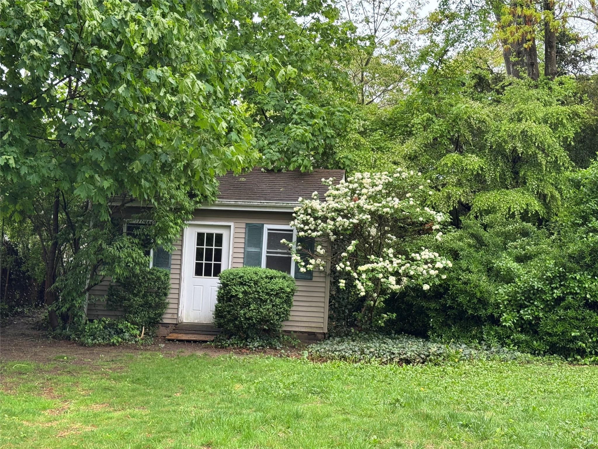 Single Family Peters  Suffolk County, NY 11718, MLS-853965-20