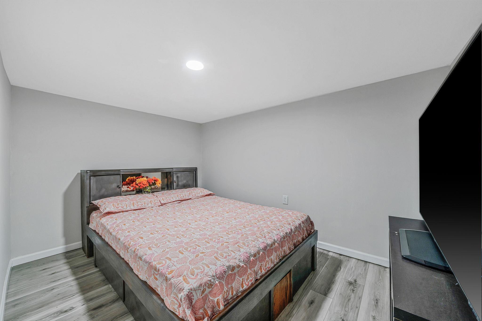 Single Family Landsberger  Suffolk County, NY 11980, MLS-853971-16
