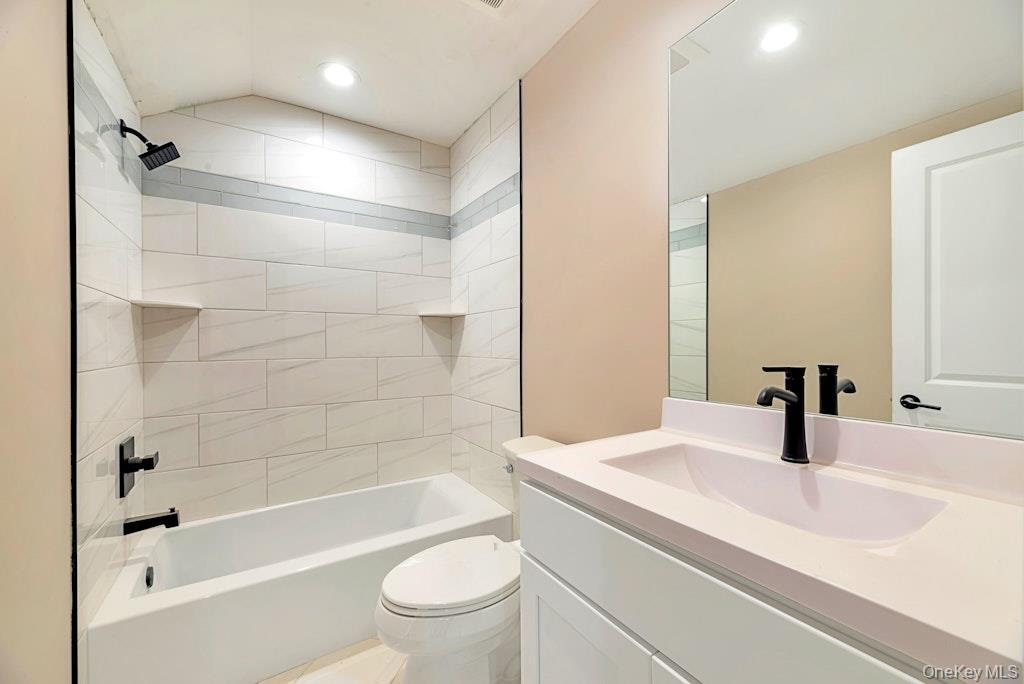 Single Family Neighborhood Road Suffolk County, NY 11967, MLS-853999-12