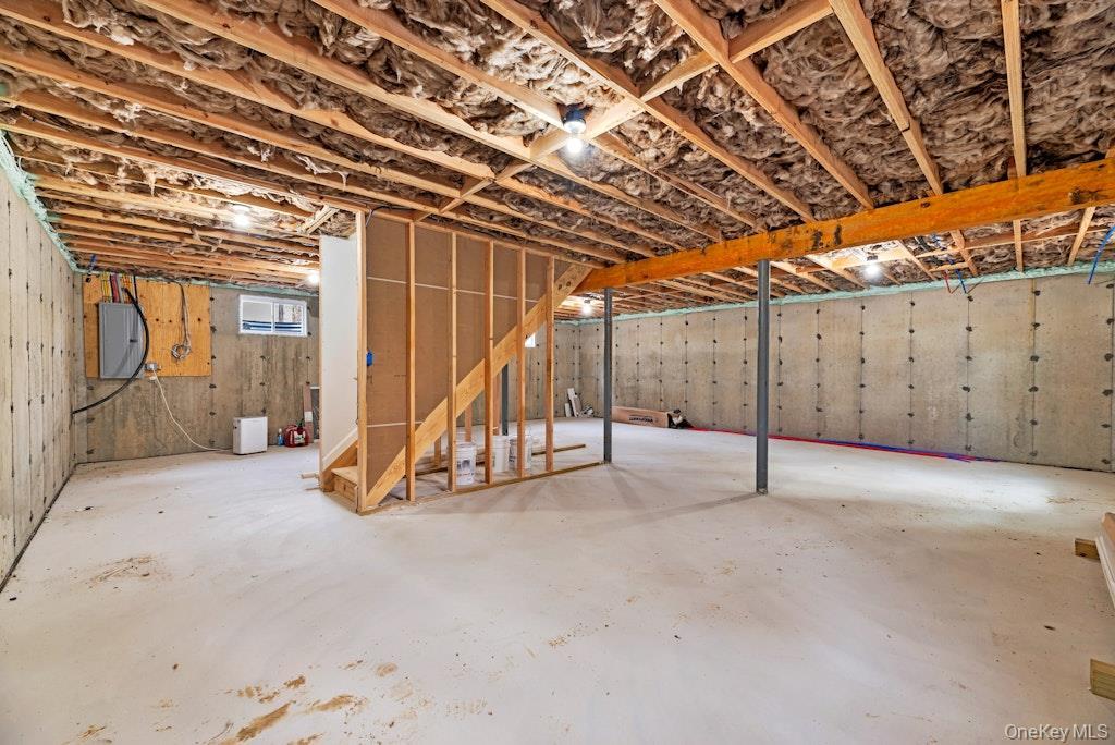 Single Family Neighborhood Road Suffolk County, NY 11967, MLS-853999-17