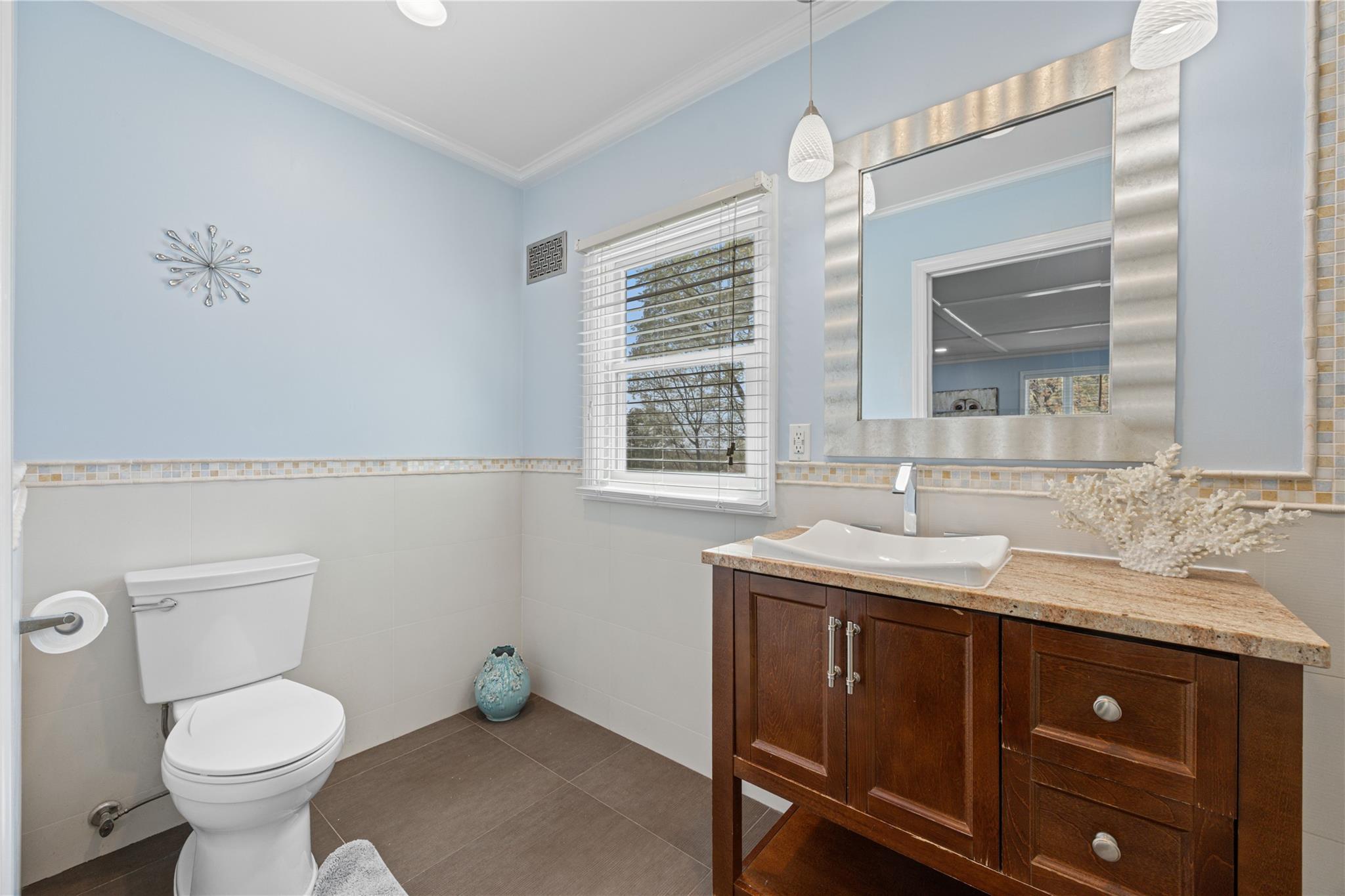 Single Family Quaker Ridge  Westchester County, NY 10804, MLS-854009-13