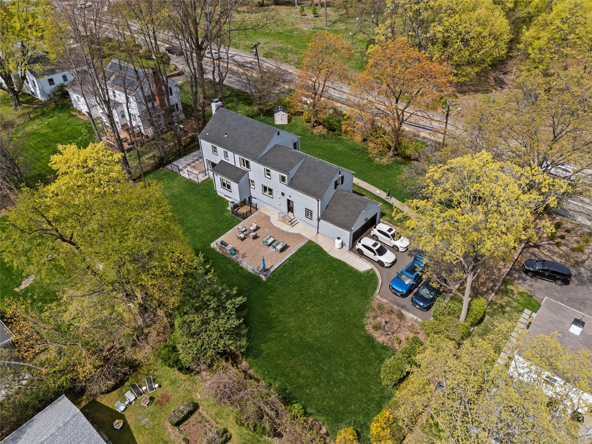 Single Family Quaker Ridge  Westchester County, NY 10804, MLS-854009-34