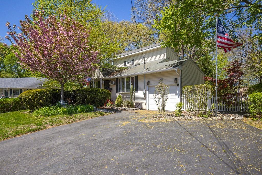 Single Family Captain Shankey  Rockland County, NY 10923, MLS-854013-2
