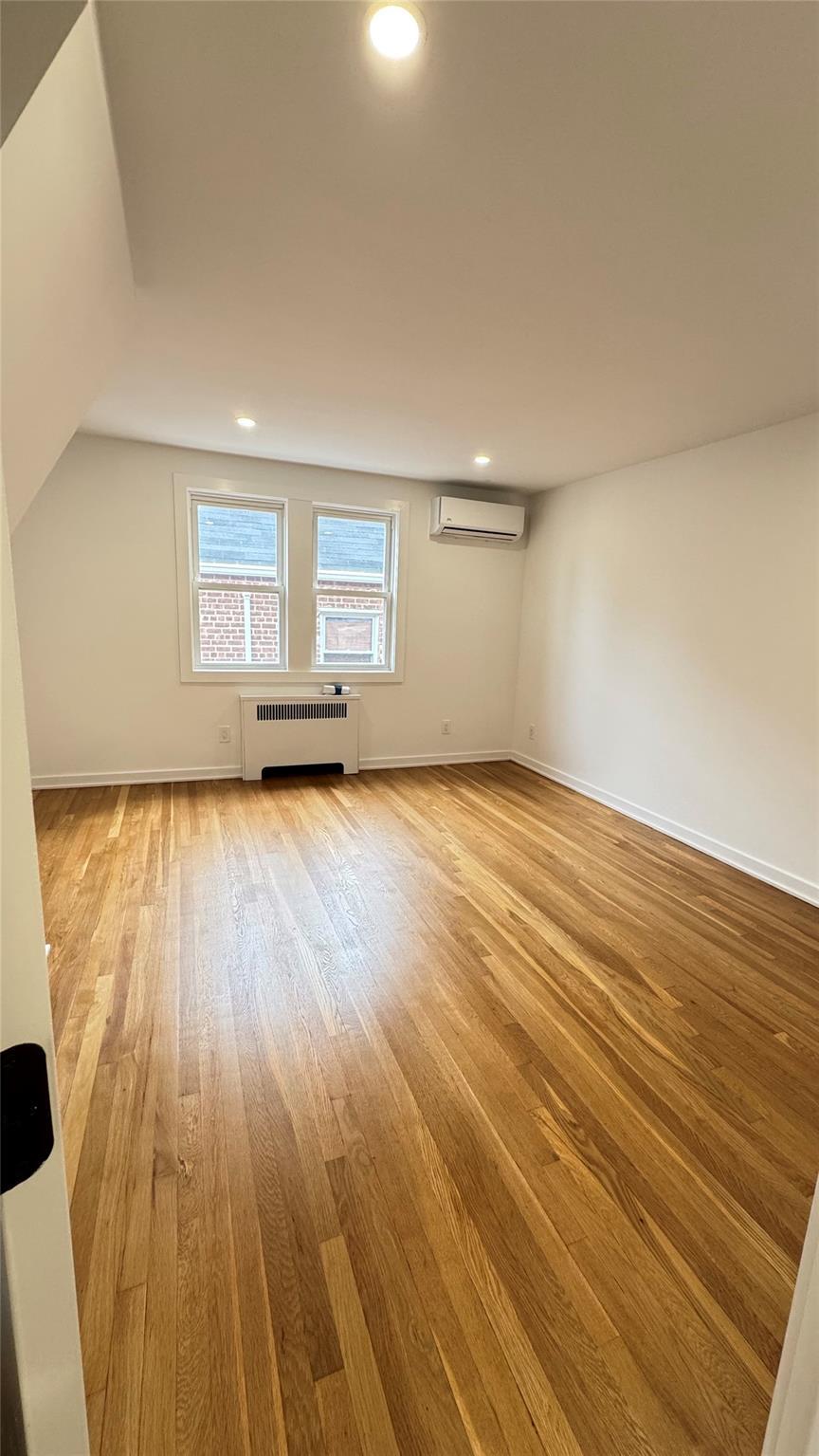 Apartment Barnes  Bronx, NY 10467, MLS-854025-16