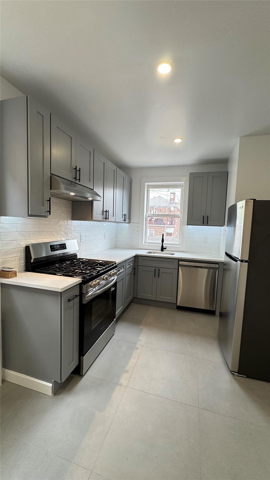 Apartment Barnes  Bronx, NY 10467, MLS-854027-9
