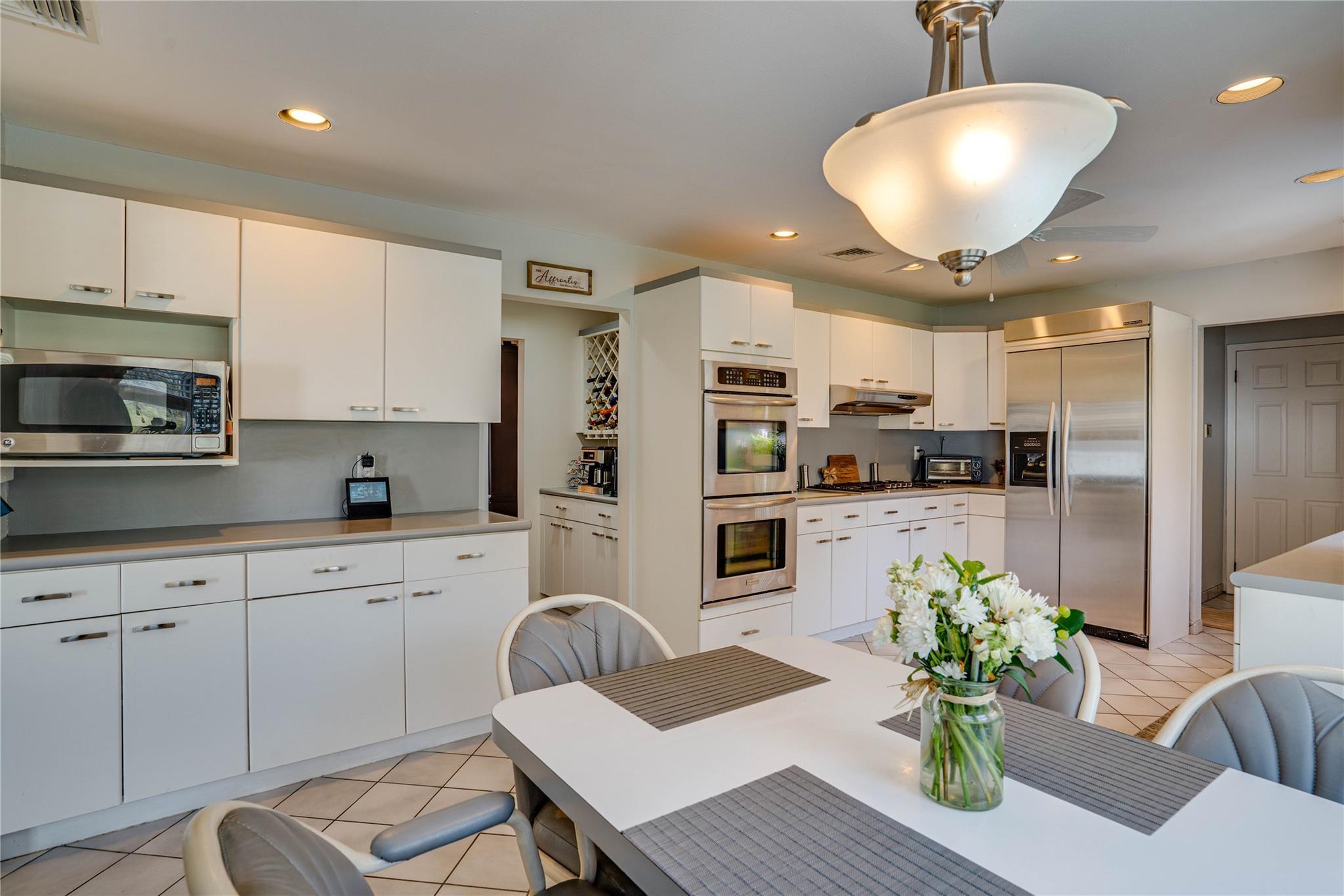Single Family Stonehurst  Suffolk County, NY 11746, MLS-854029-23