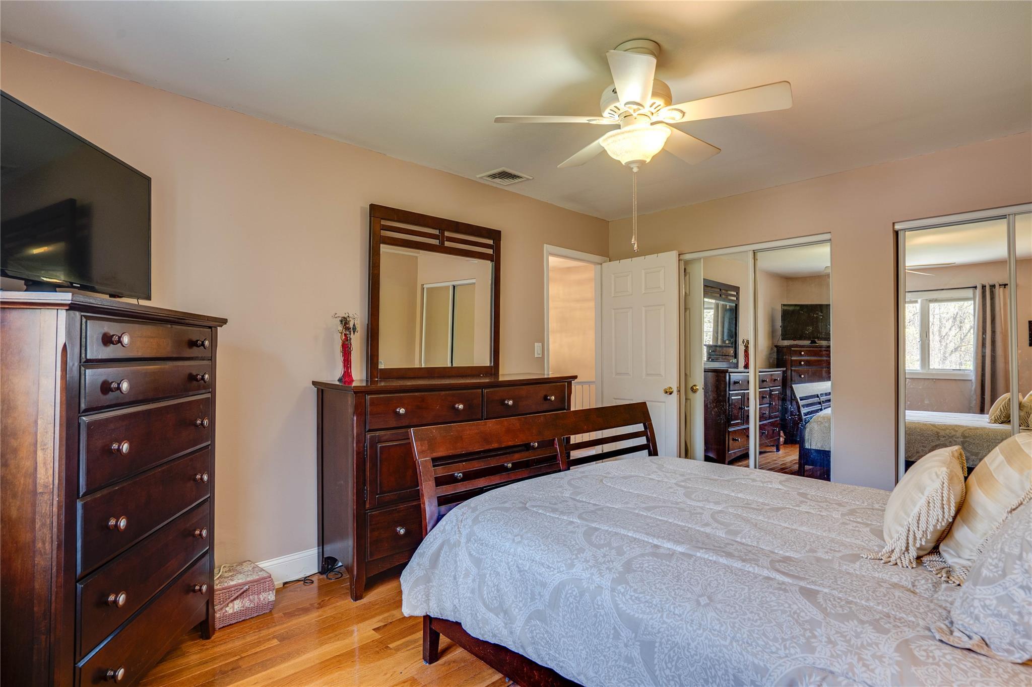 Single Family Stonehurst  Suffolk County, NY 11746, MLS-854029-31