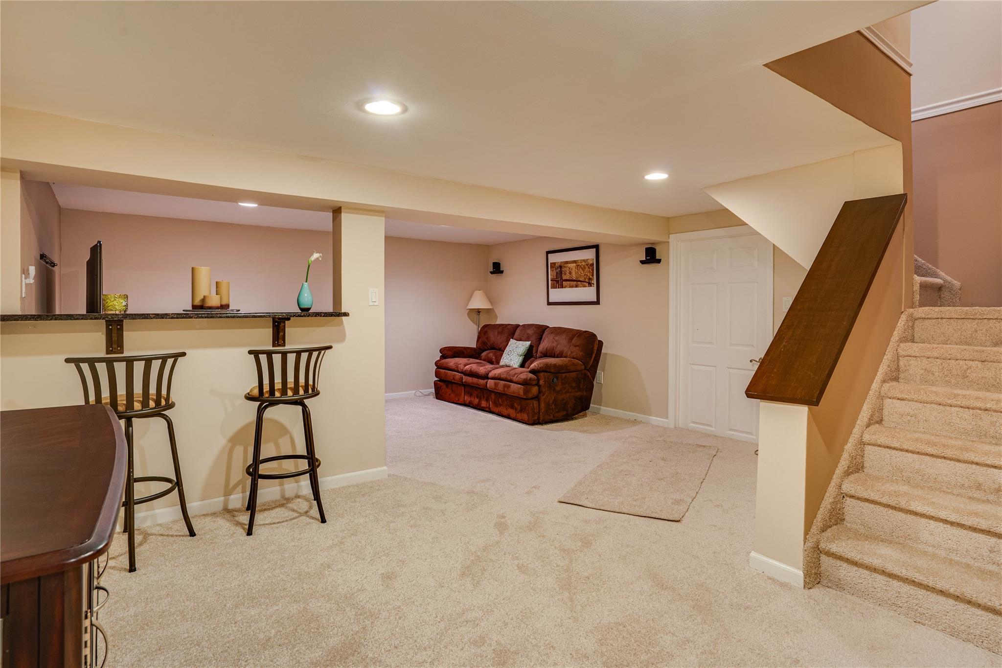 Single Family Stonehurst  Suffolk County, NY 11746, MLS-854029-36