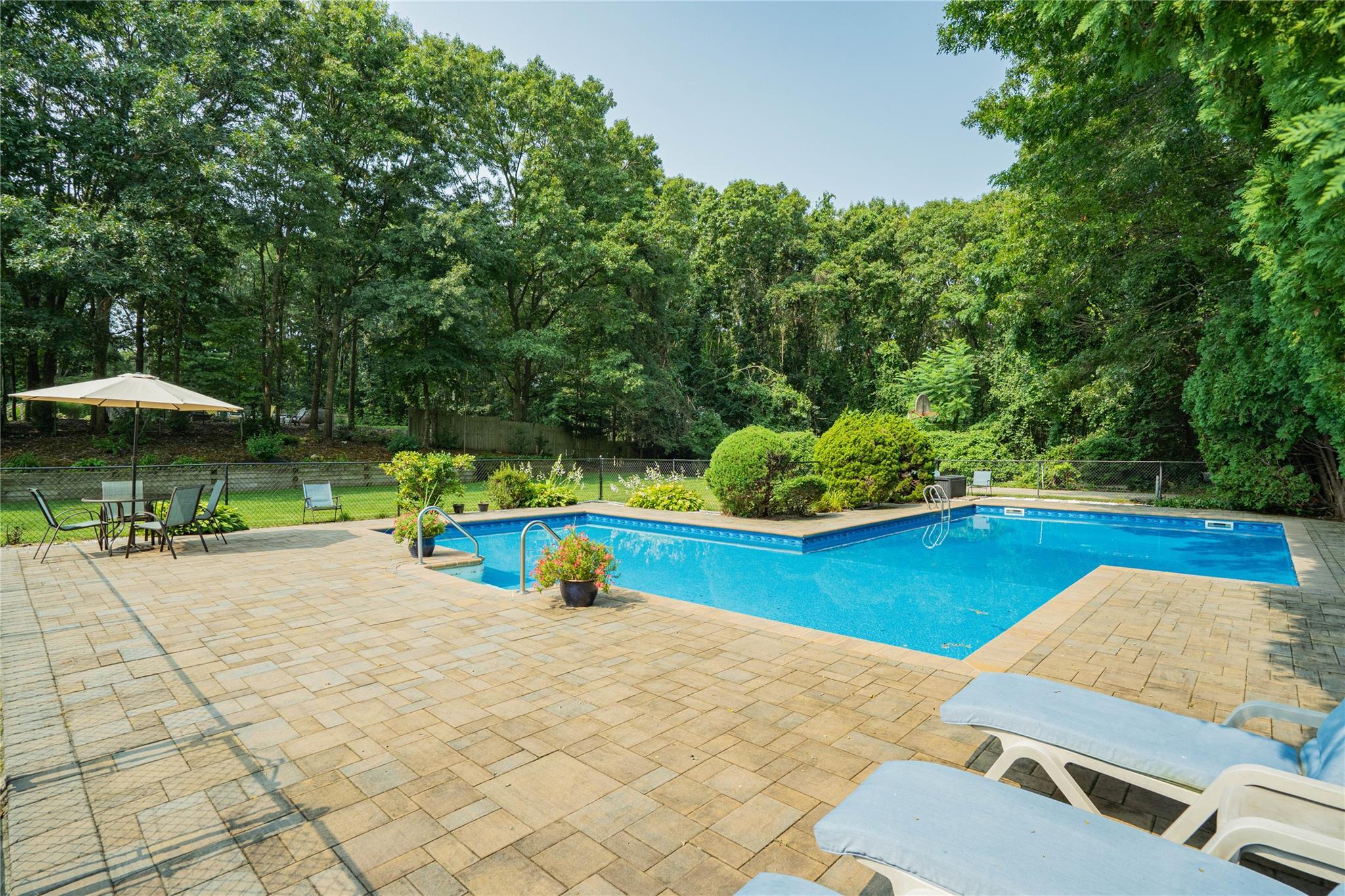 Single Family Stonehurst  Suffolk County, NY 11746, MLS-854029-46