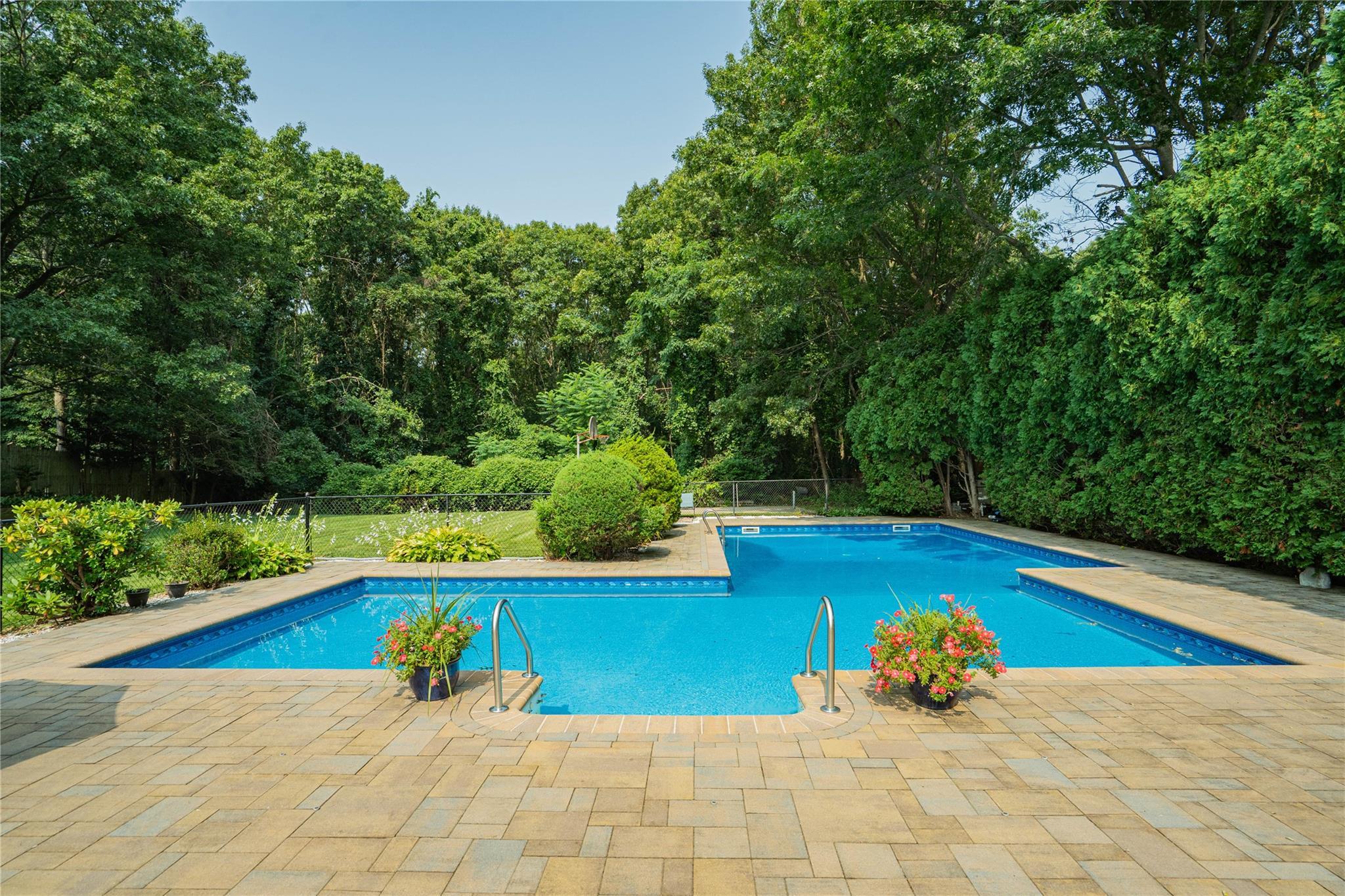 Single Family Stonehurst  Suffolk County, NY 11746, MLS-854029-47