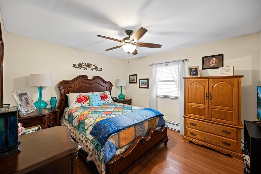 Single Family Parkwood  Suffolk County, NY 11967, MLS-854041-16
