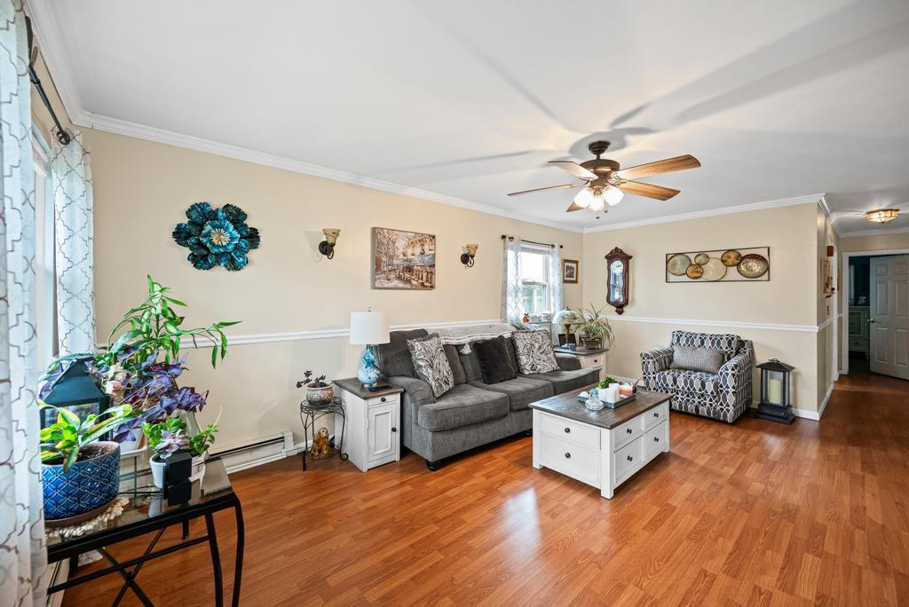 Single Family Parkwood  Suffolk County, NY 11967, MLS-854041-5