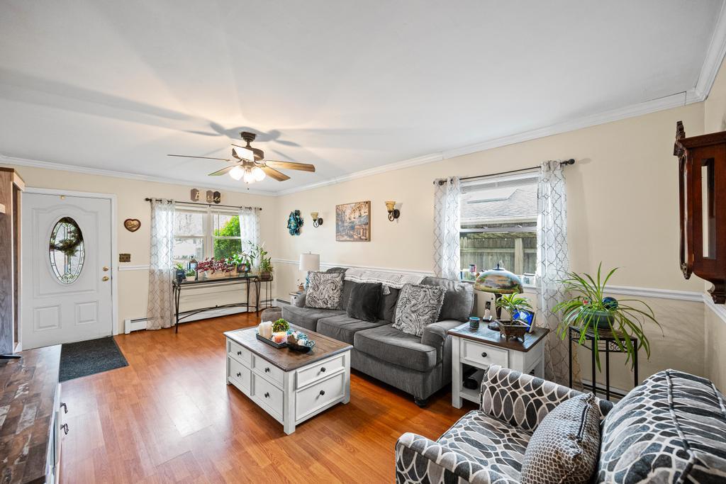 Single Family Parkwood  Suffolk County, NY 11967, MLS-854041-7