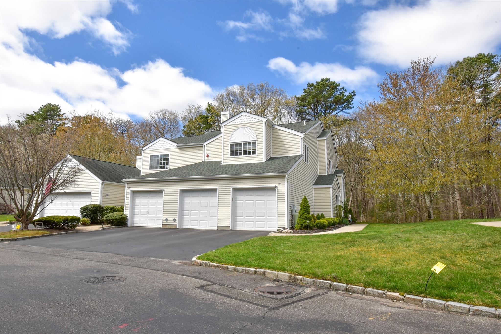 Single Family Gothic  Suffolk County, NY 11949, MLS-854052-16