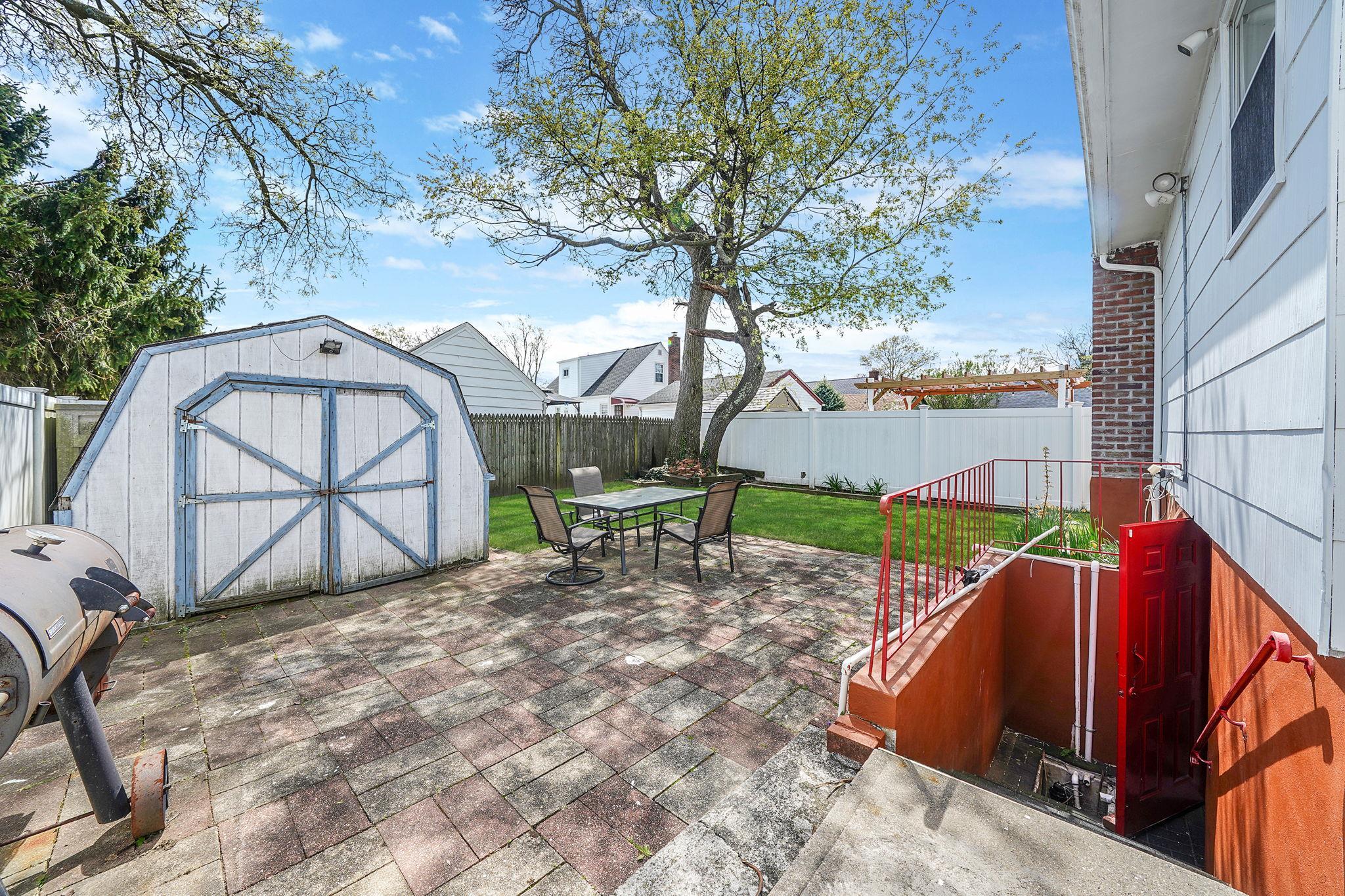 Single Family Pacific  Nassau County, NY 11510, MLS-854068-25