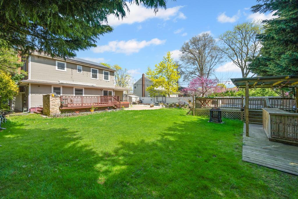 Single Family 14th  Suffolk County, NY 11704, MLS-854074-11
