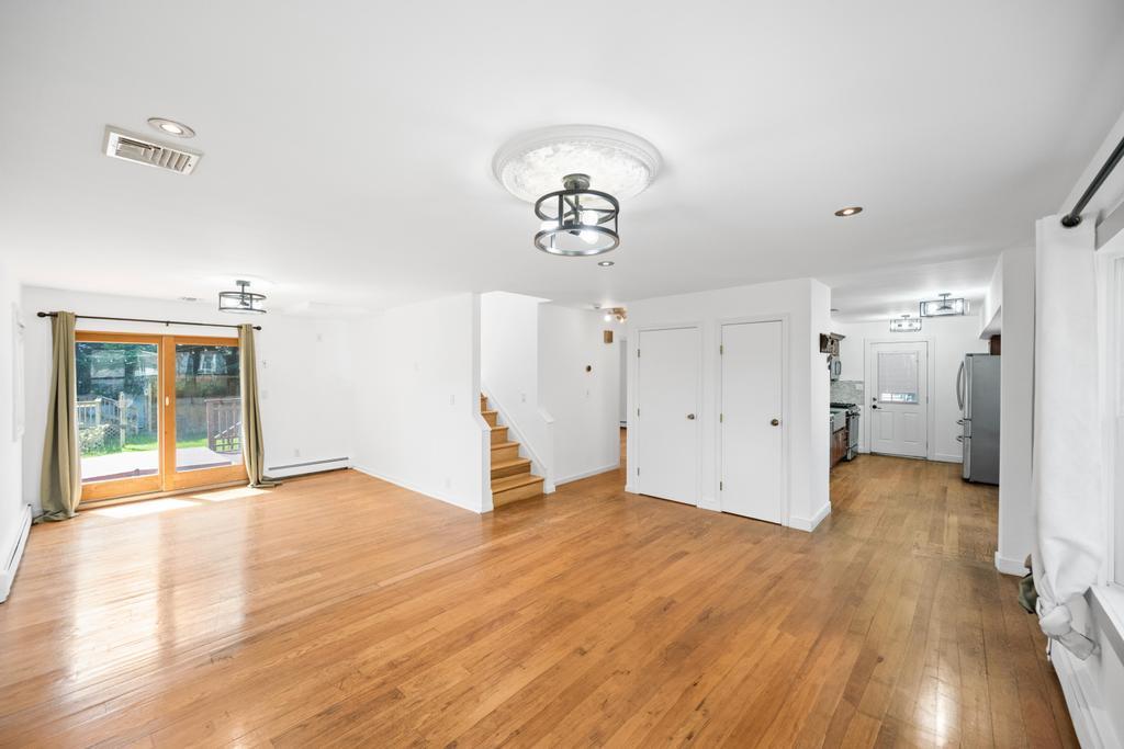 Single Family 14th  Suffolk County, NY 11704, MLS-854074-19