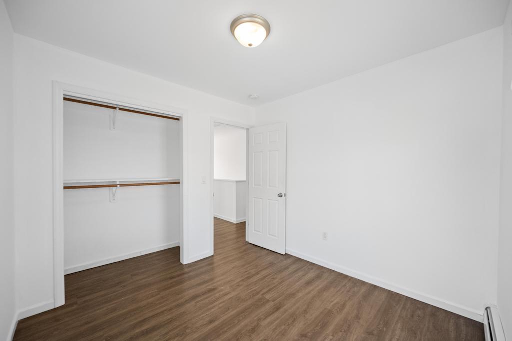 Single Family 14th  Suffolk County, NY 11704, MLS-854074-30