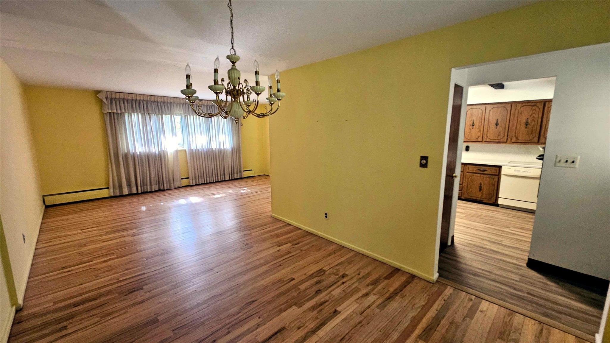 Single Family Hampshire  Suffolk County, NY 11706, MLS-854075-10