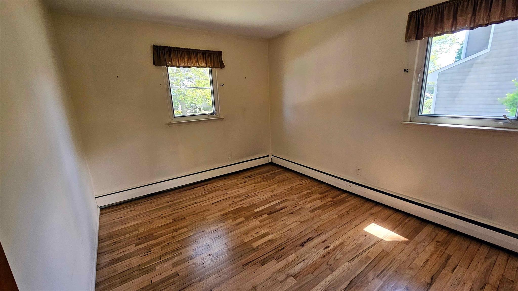 Single Family Hampshire  Suffolk County, NY 11706, MLS-854075-19