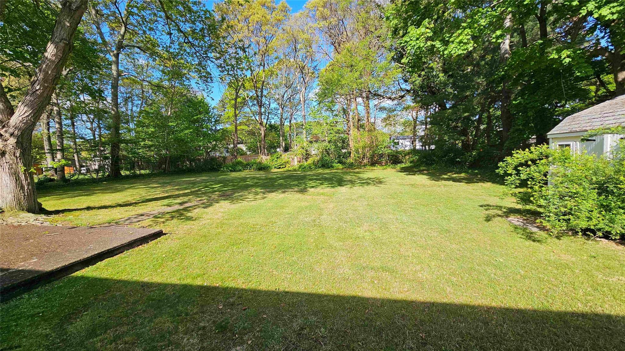 Single Family Hampshire  Suffolk County, NY 11706, MLS-854075-25