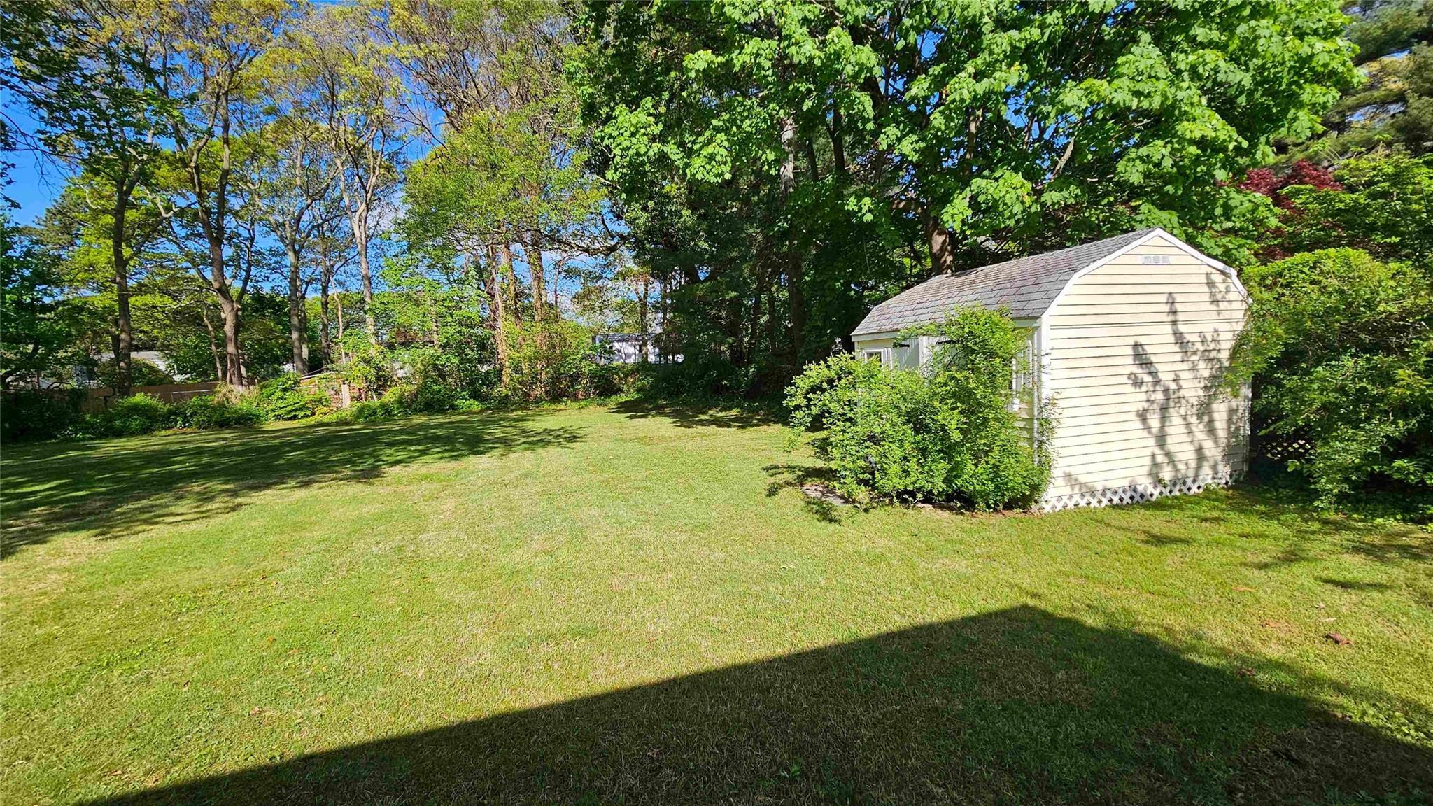 Single Family Hampshire  Suffolk County, NY 11706, MLS-854075-27