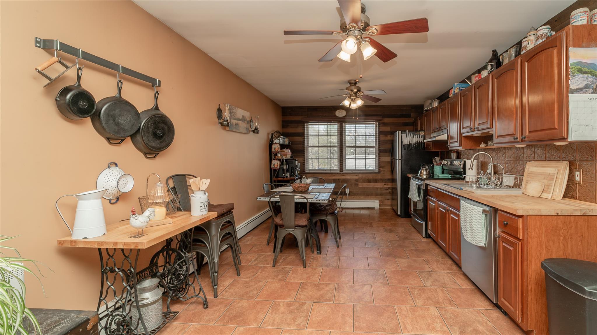 Single Family 17th  Suffolk County, NY 11704, MLS-854076-21