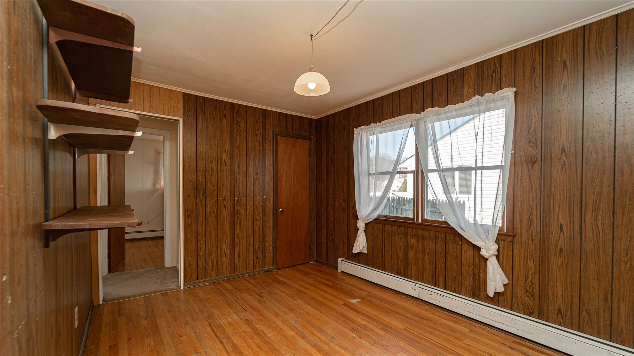 Single Family 17th  Suffolk County, NY 11704, MLS-854076-8
