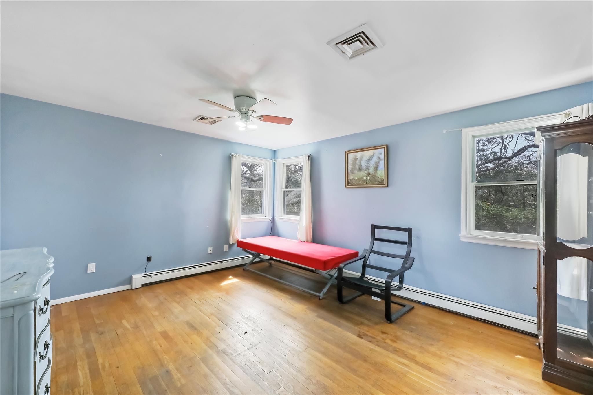 Single Family School  Suffolk County, NY 11946, MLS-854077-13