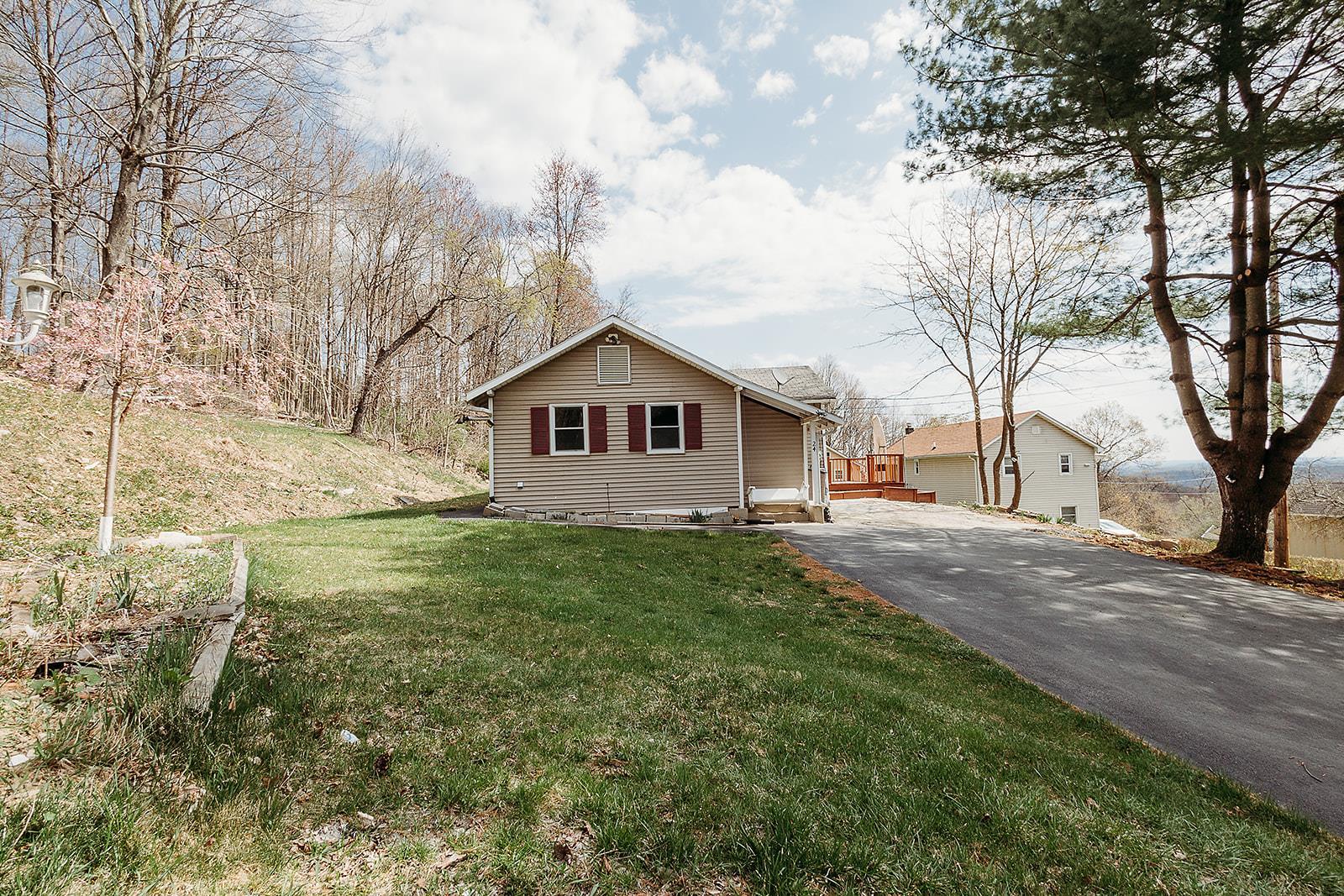 Single Family Sky Top  Sullivan County, NY 12721, MLS-854102-7
