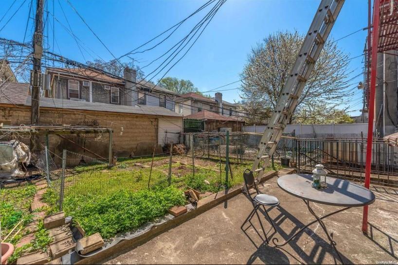 Single Family 14th  Brooklyn, NY 11229, MLS-854103-17