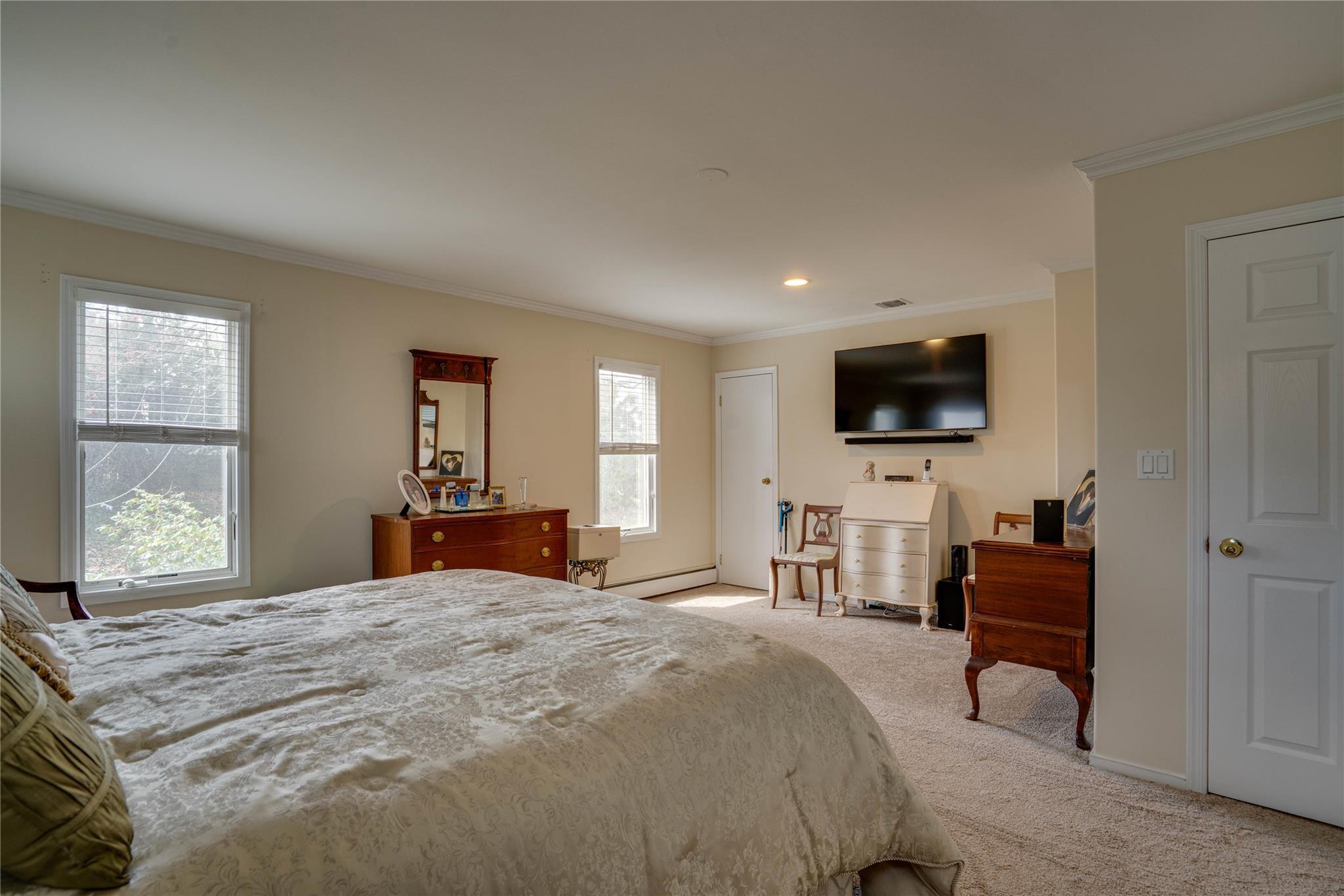 Single Family Pittoni  Suffolk County, NY 11725, MLS-854123-25
