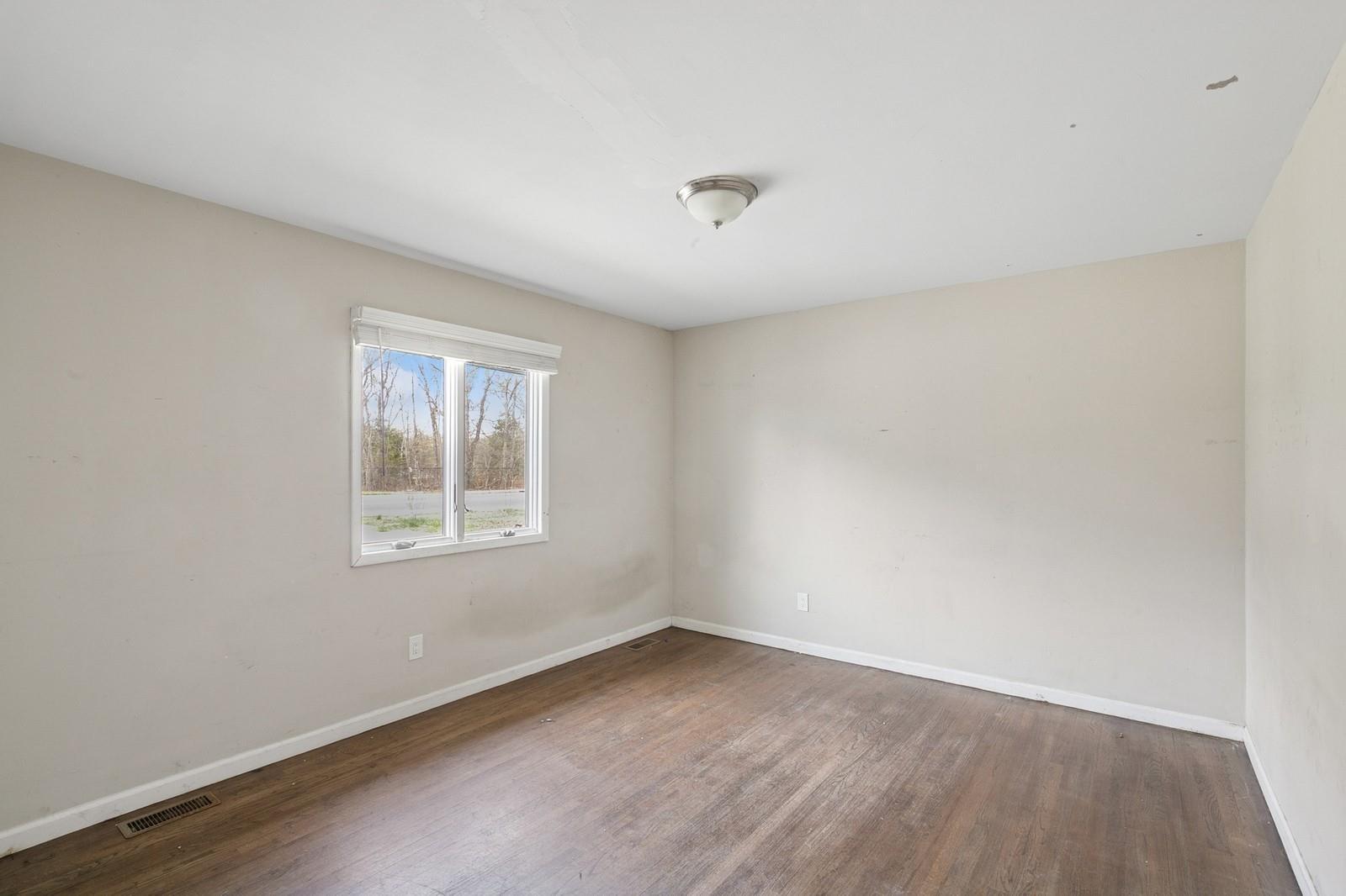 Single Family College  Suffolk County, NY 11738, MLS-854124-8