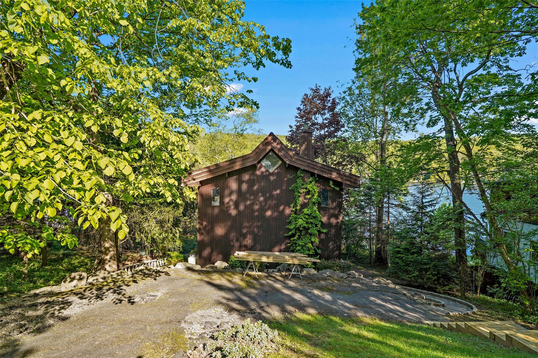 Single Family Chippewa  Putnam County, NY 10579, MLS-854142-5