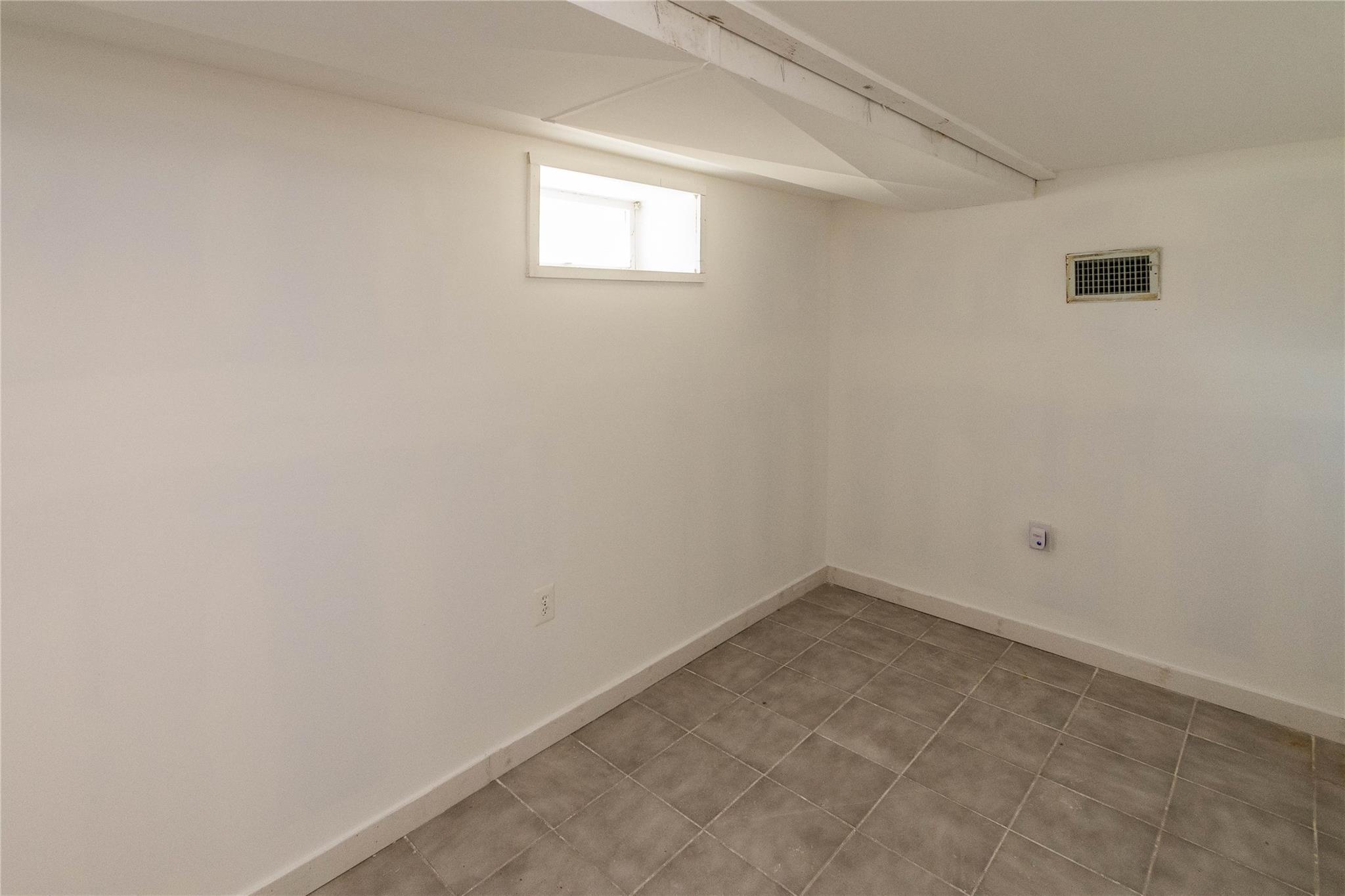 Single Family E Main  Orange County, NY 10992, MLS-854149-27