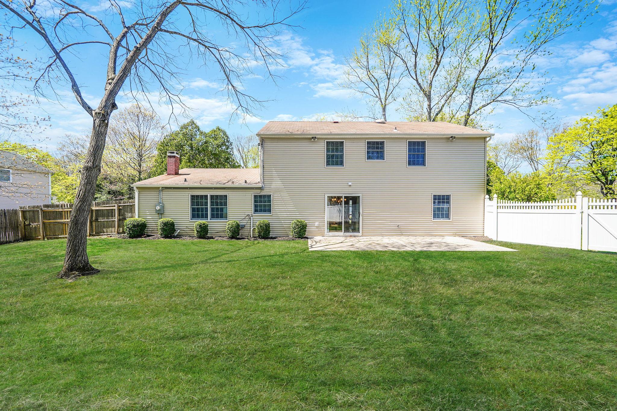 Single Family Botany  Suffolk County, NY 11790, MLS-854151-29