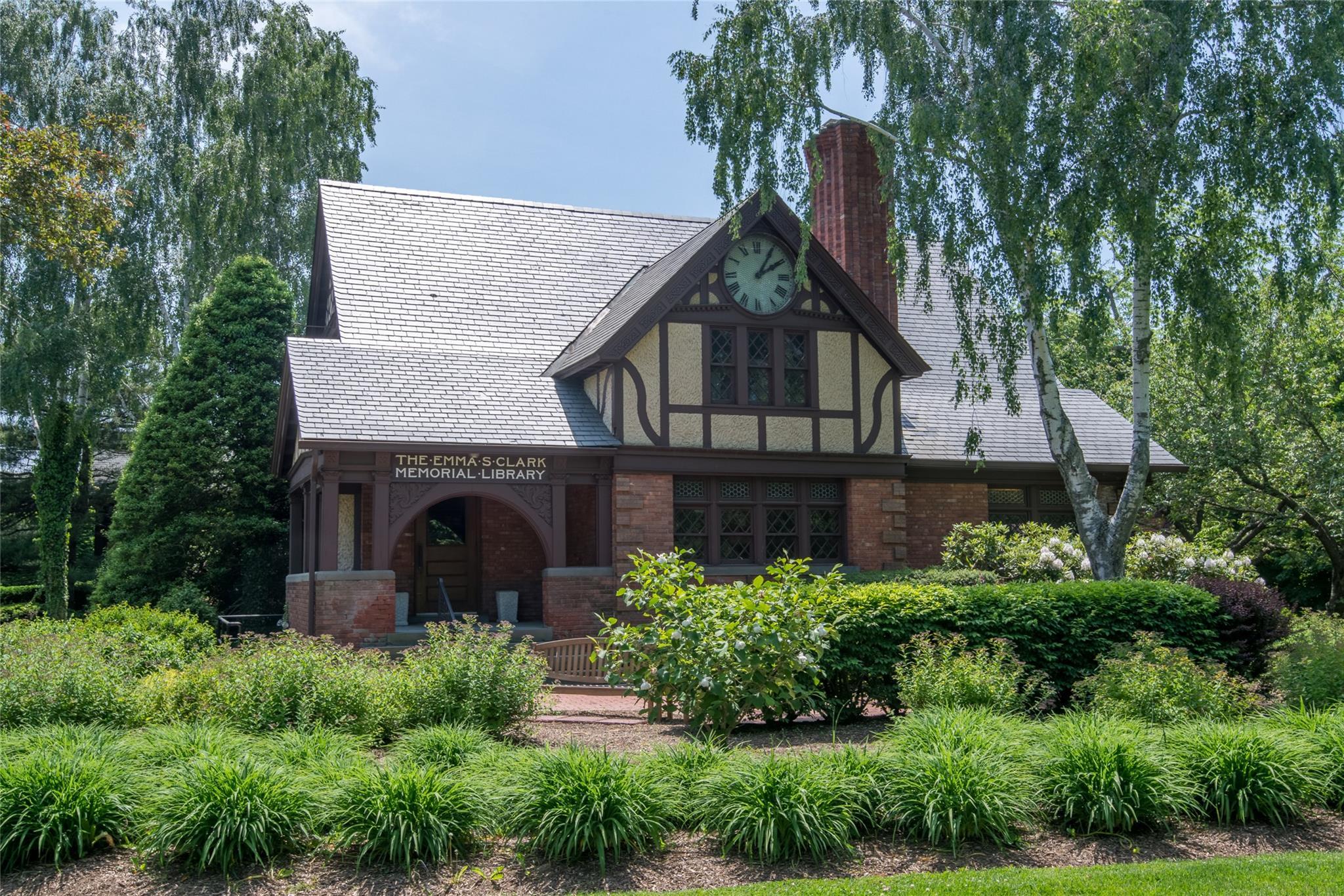 Single Family Botany  Suffolk County, NY 11790, MLS-854151-35