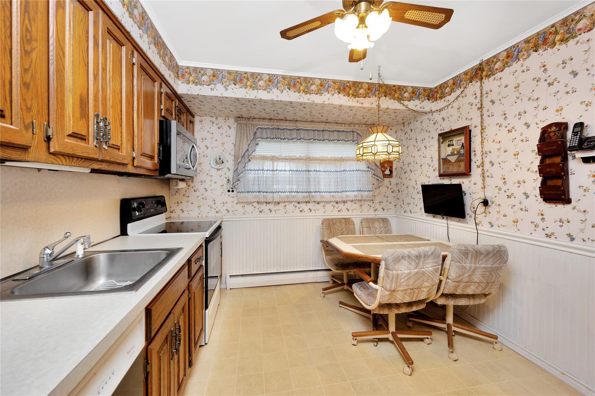 Single Family Lee  Nassau County, NY 11735, MLS-854157-12